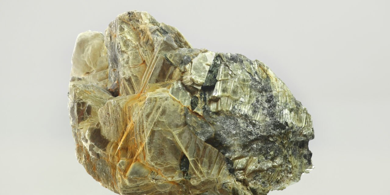 How do carbonate mineral deposits form, and where are the major global sources located?